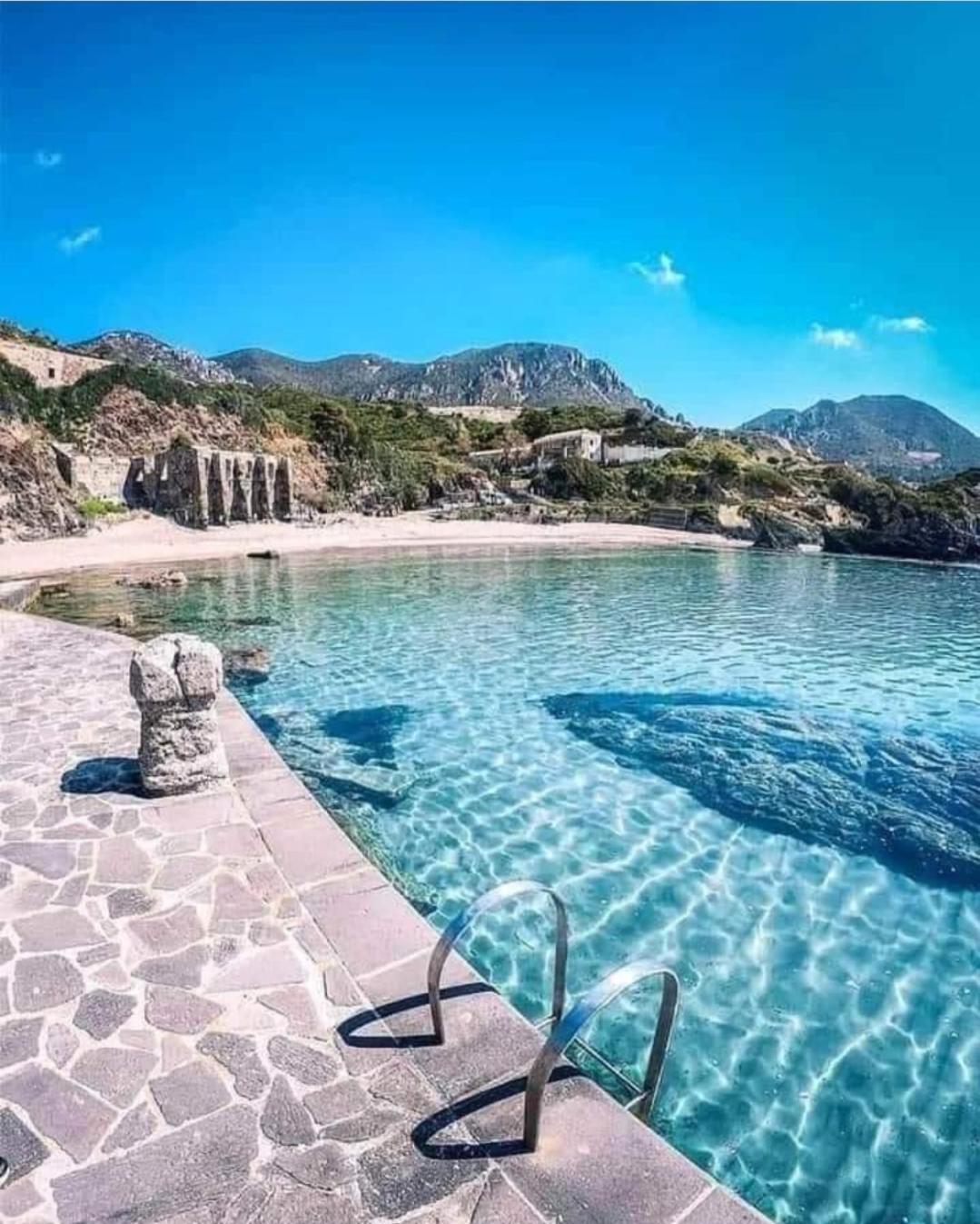 Casa Vacanza Sa Dommu De Teresa Nebida Buitenkant foto